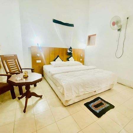 Hikka Paradise Guest House Hikkaduwa Exterior photo