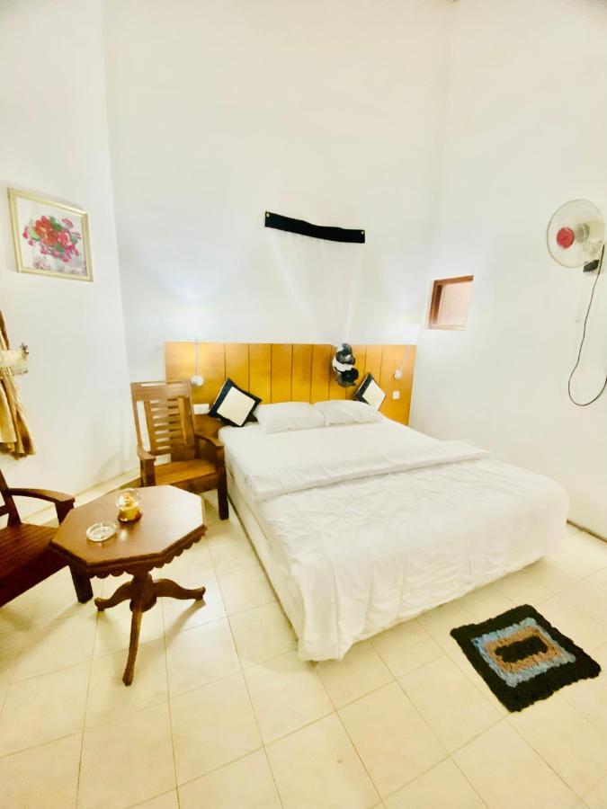 Hikka Paradise Guest House Hikkaduwa Exterior photo